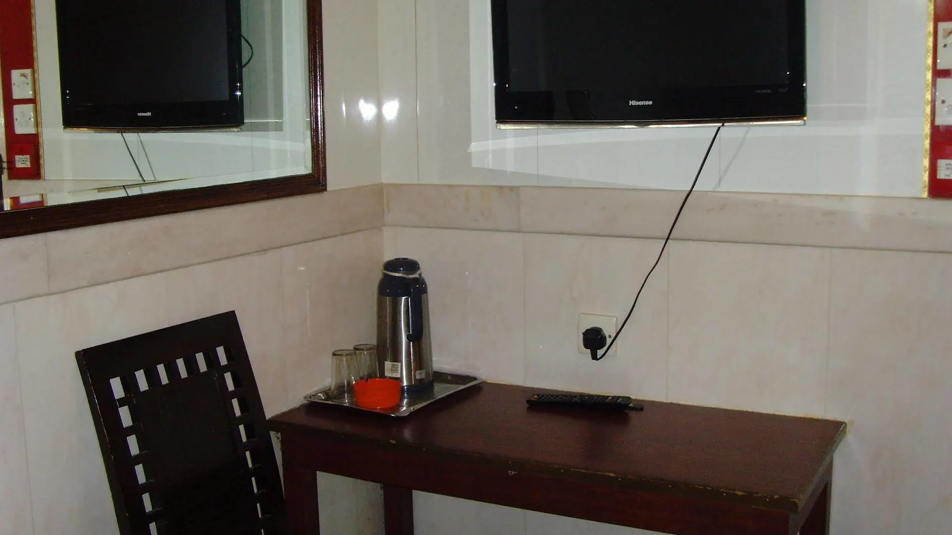 Long Yuen Hotel كاولون